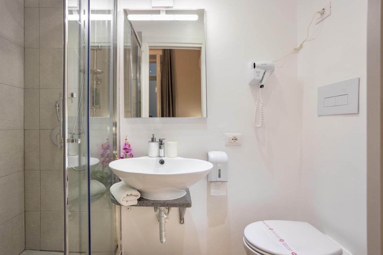 B&B Palermo Bella Rooms And Suites ภายนอก รูปภาพ