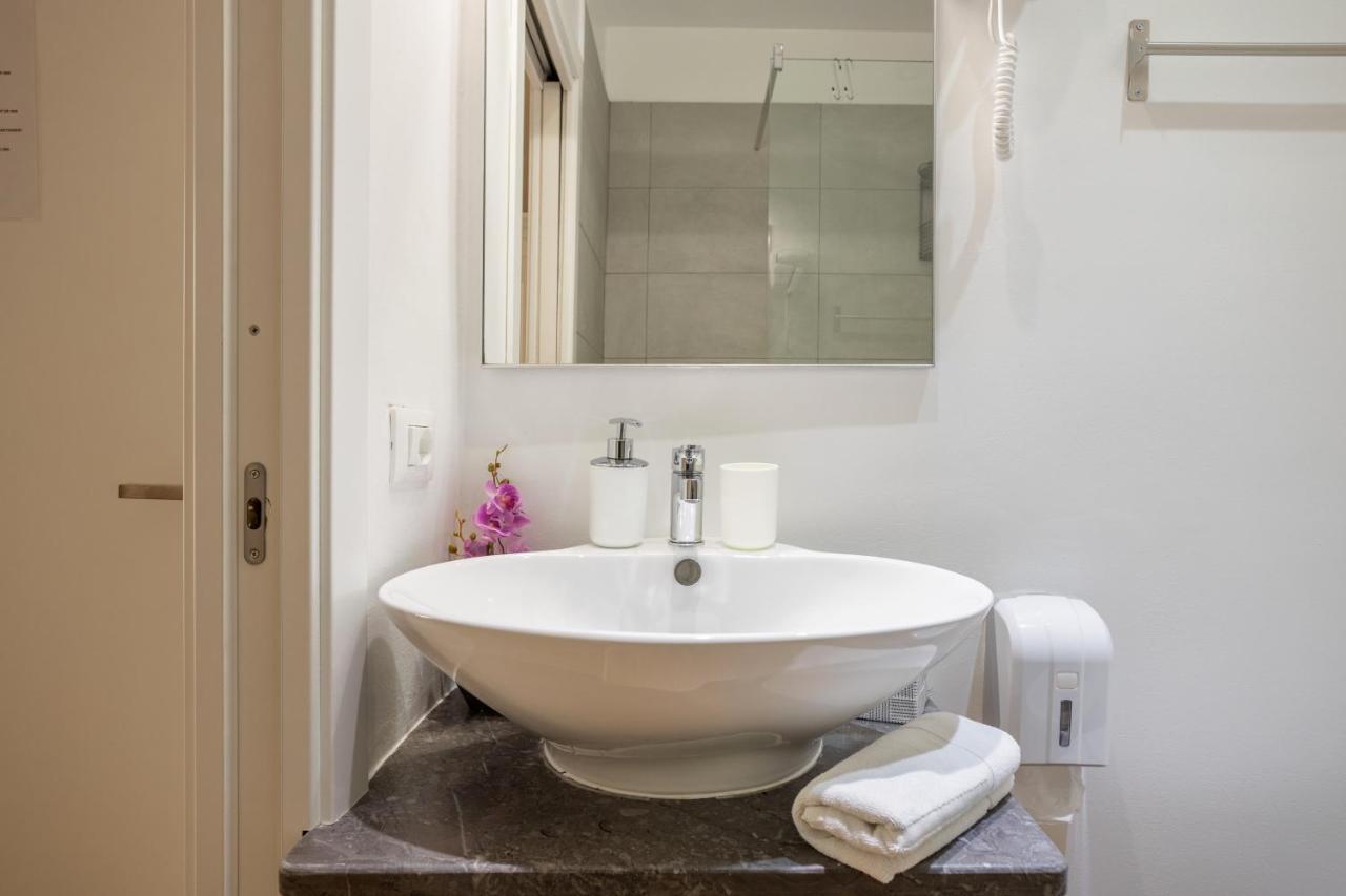 B&B Palermo Bella Rooms And Suites ภายนอก รูปภาพ