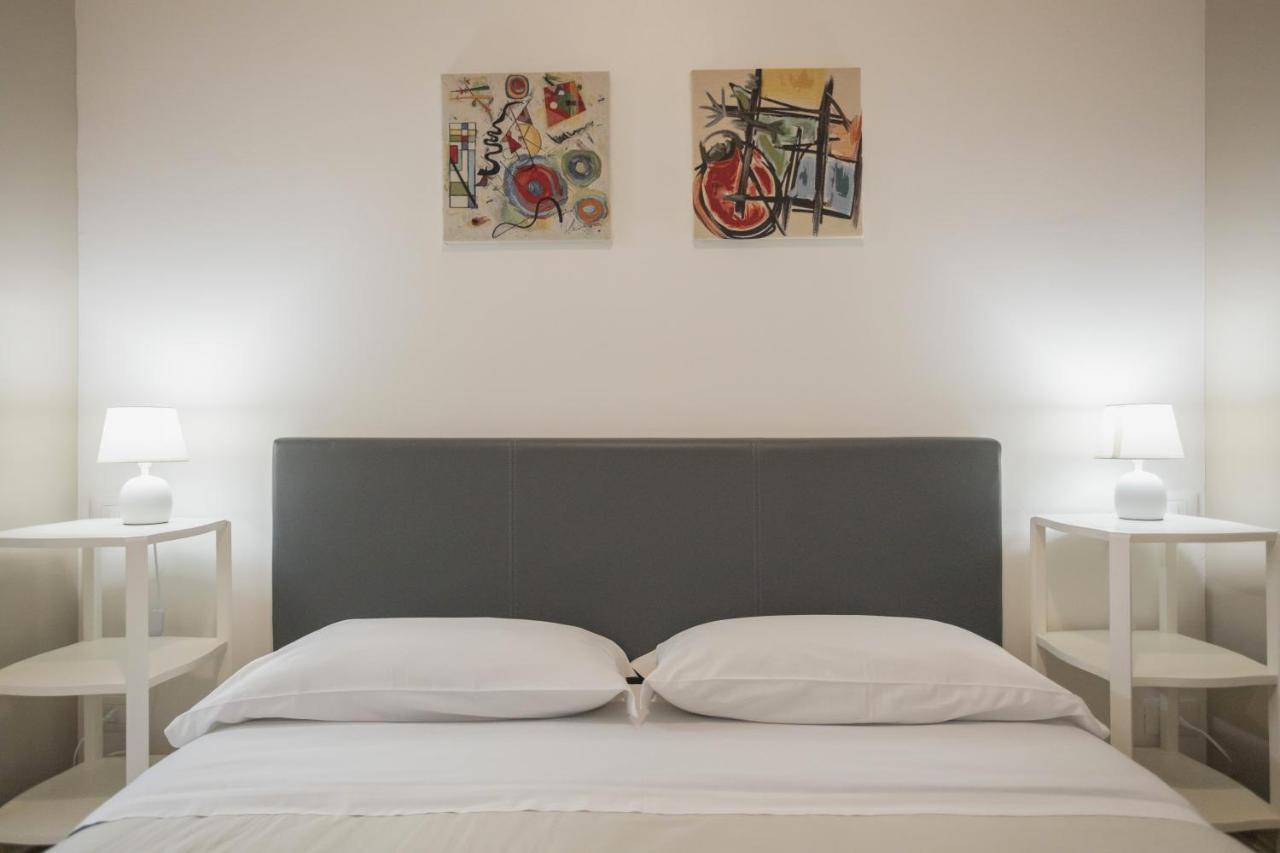 B&B Palermo Bella Rooms And Suites ภายนอก รูปภาพ