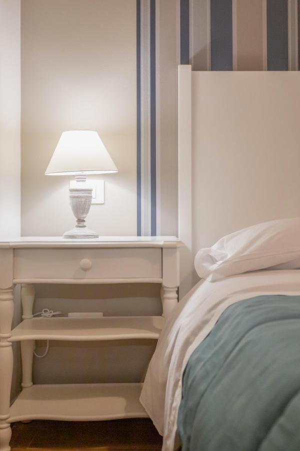 B&B Palermo Bella Rooms And Suites ภายนอก รูปภาพ