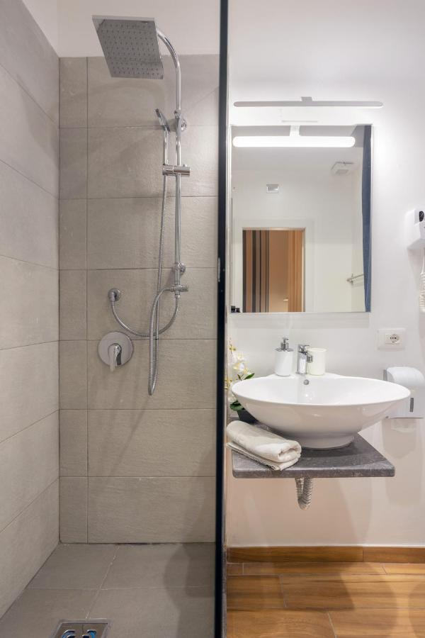 B&B Palermo Bella Rooms And Suites ภายนอก รูปภาพ