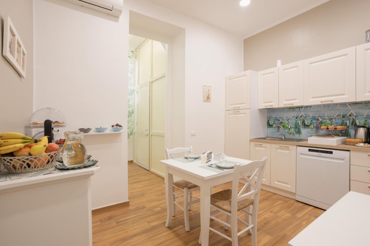 B&B Palermo Bella Rooms And Suites ภายนอก รูปภาพ