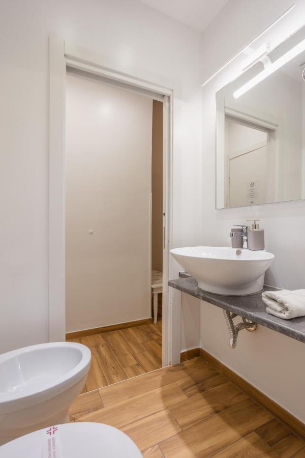 B&B Palermo Bella Rooms And Suites ภายนอก รูปภาพ